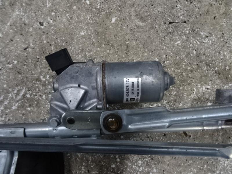 WIPER MOTOR FRONT Opel ZAFIRA B 08/05+