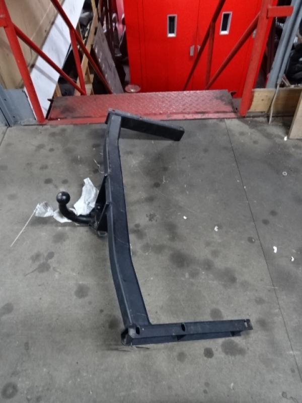 ATTACHE-REMORQUE Audi A4 11/11 - 15