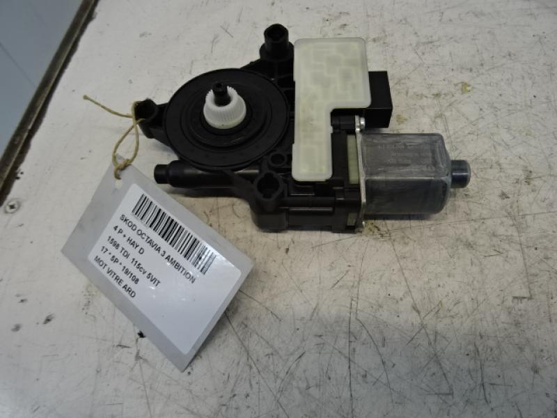 MOTEUR DE VITRE DE PORTE ARRIERE DROITE Skoda OCTAVIA (5E) FaceLift 3/17 - 20