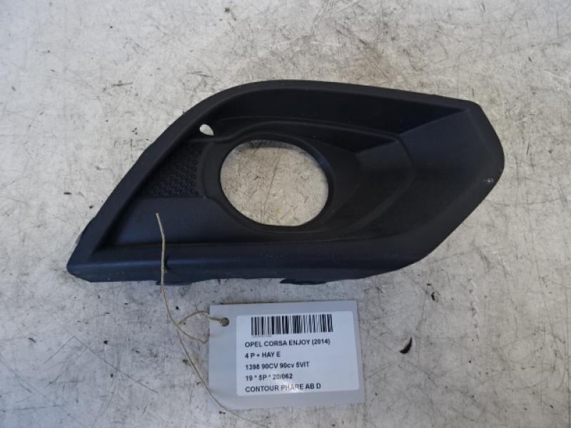 KONTOUR DES RECHTSSEITIGEN NEBELSCHEINWERFERS Opel CORSA E 10/14-  19