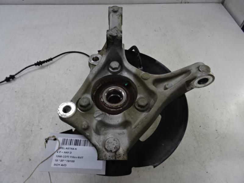 WIELNAAF VOOR RECHTS Opel ASTRA K 8/15 - 8/19 5P/D