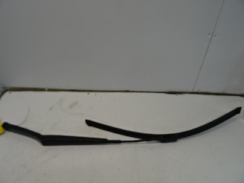 RUITENWISSERARM LINKS VOOR Vw POLO (6R) FaceLift 5/14 - 17