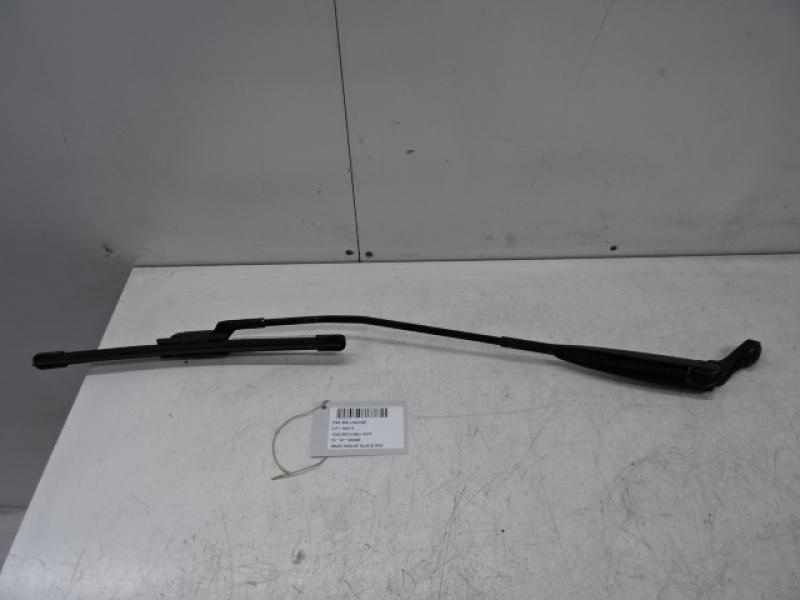 RIGHT FRONT WIPER ARM Fiat 500 7/15+