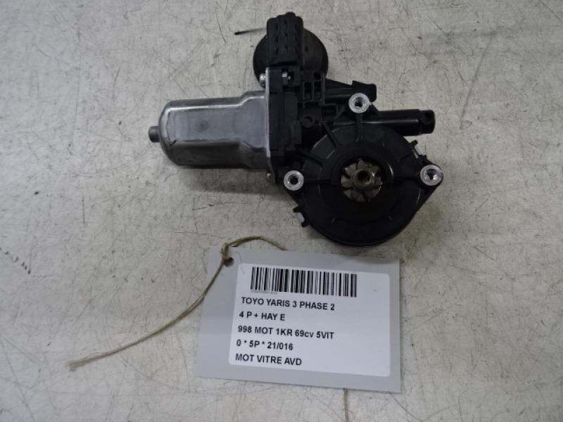 MOTOR RUITMECHANISME VOOR RECHTS Toyota YARIS (5) 9/14 - 2/20