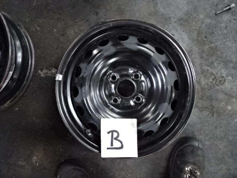 RIM Toyota YARIS (5) 9/14 - 2/20