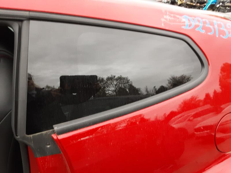 LEFT REAR WINDOW Toyota YARIS (6) 2/20+