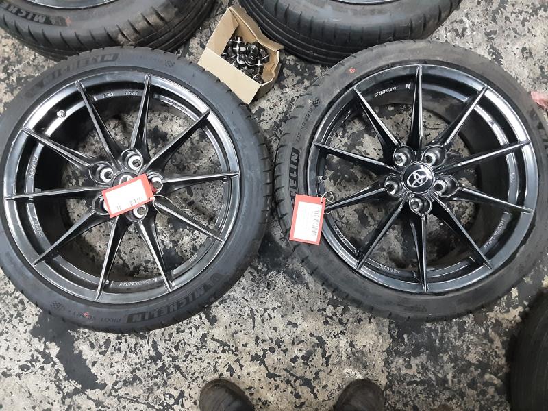 RIM Toyota YARIS (6) 2/20+
