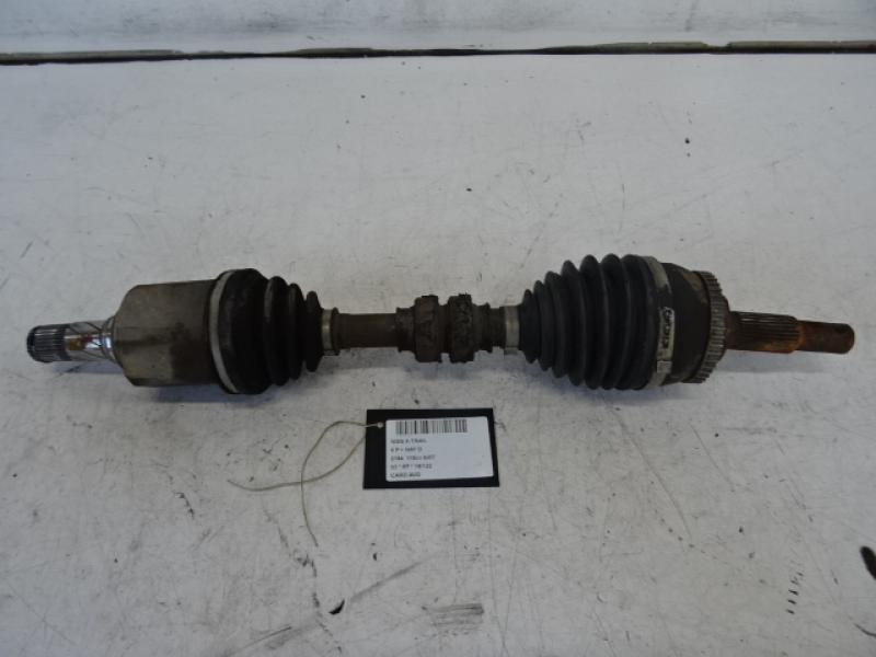 AANDRIJFAS VOOR LINKS Nissan X-TRAIL 01 - 07 T30