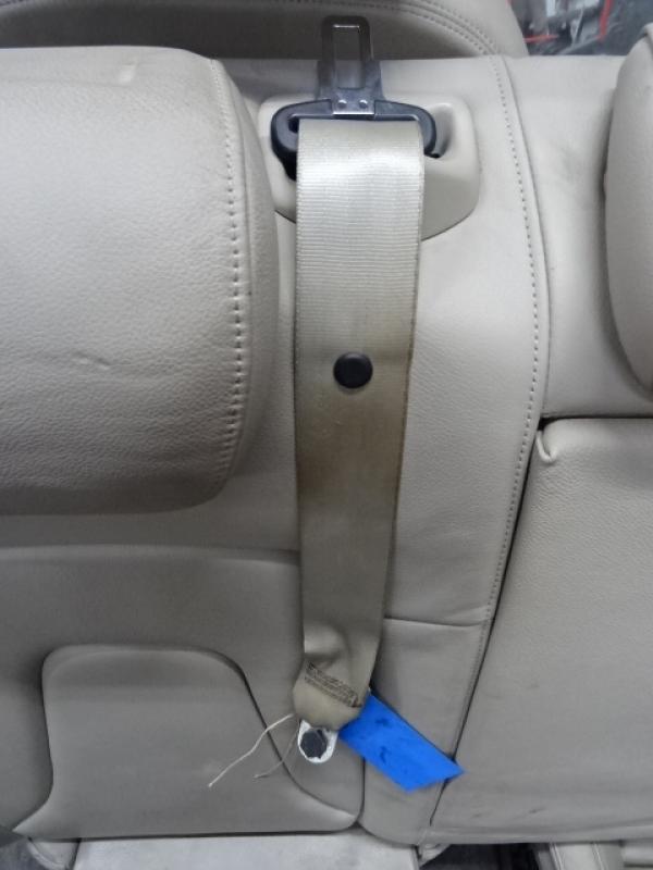 CEINTURE CENTRALE Audi A4 08 - 2/12