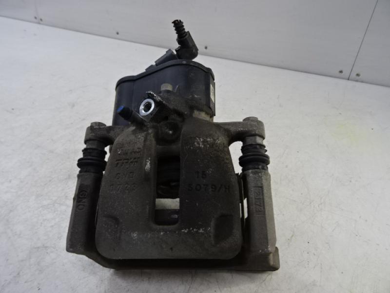 REMKLAUW ACHTER RECHTS Audi Q3 06/11 - 15