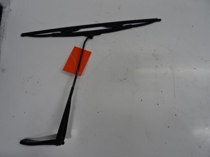 RIGHT FRONT WIPER ARM Dacia DUSTER 4/10 - 18