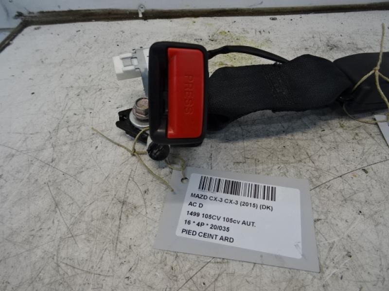 PIED DE CEINTURE ARRIERE DROITE Mazda CX-3 02/15 - 2/18