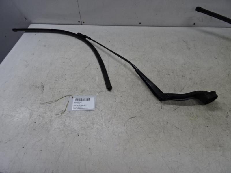 RIGHT FRONT WIPER ARM Renault SCENIC 9/16+