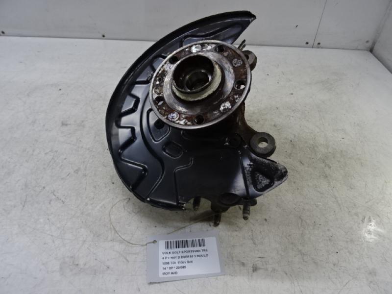 WIELNAAF VOOR RECHTS Vw GOLF SPORTSVAN 5/14 - 10/17
