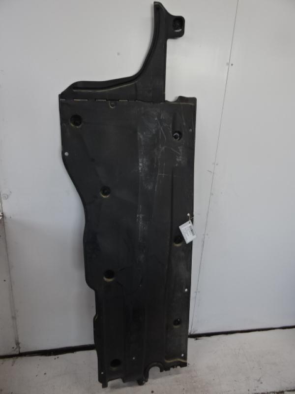 PLASTIEKE BESCHERMPLAAT ONDER AUTO RECHTS Vw GOLF VIII 2/20+