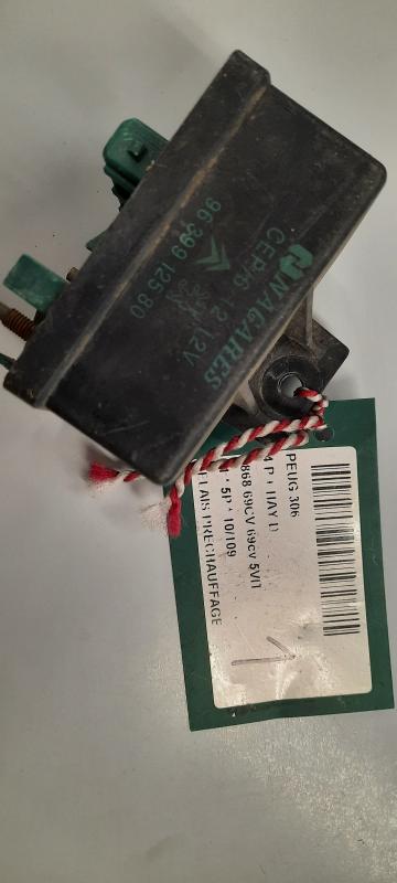 GLOW PLUG RELAY Peugeot 306 5/97+