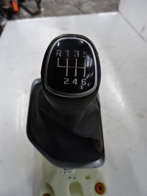 POMMEAU DE VITESSES Hyundai TUCSON (2) 09/15 - 09/18