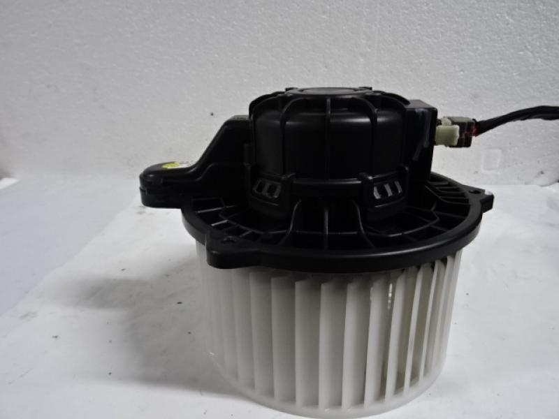MOTEUR DE CHAUFFAGE Hyundai TUCSON (2) 09/15 - 09/18