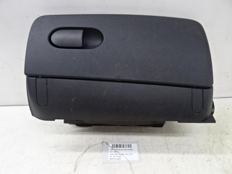 GLOVEBOX Mini F56 3-portes : 11/13 >