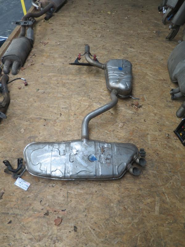 AUSPUFF ENDTOPF Vw GOLF V 11/03 - 08