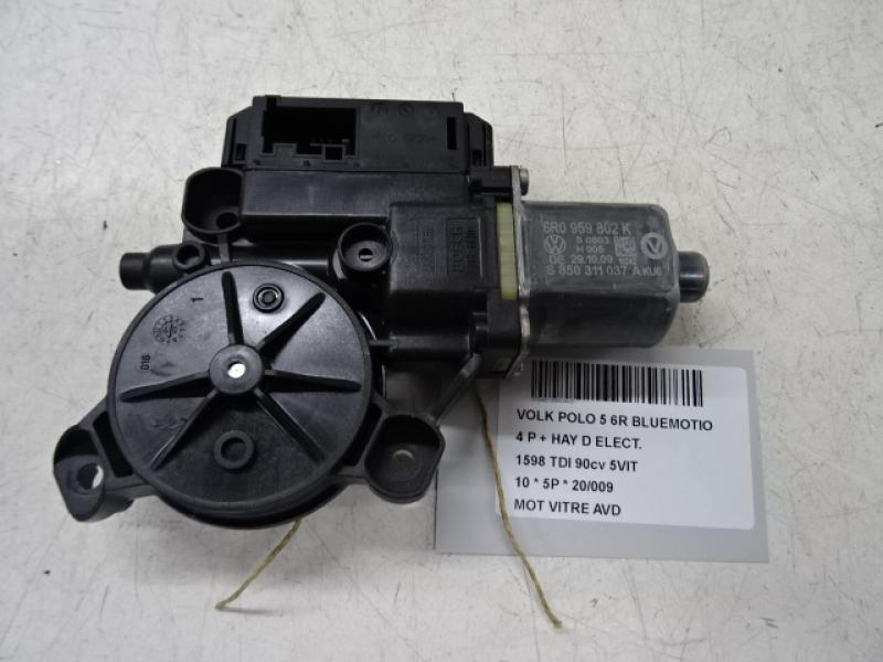 MOTEUR DE VITRE DE PORTE AVANT DROITE Vw POLO (6R) 6/09 - 4/14