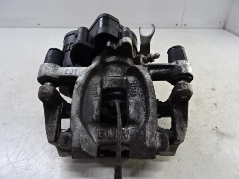 MACHOIRE ARRIERE DROITE Bmw X1 F48 09/15 - 7/19