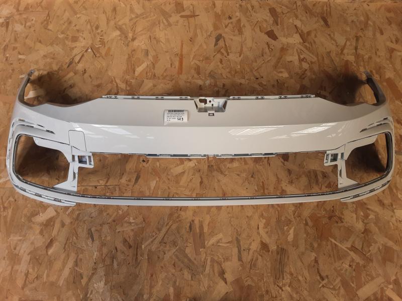 VOORBUMPER Vw GOLF VIII 2/20+