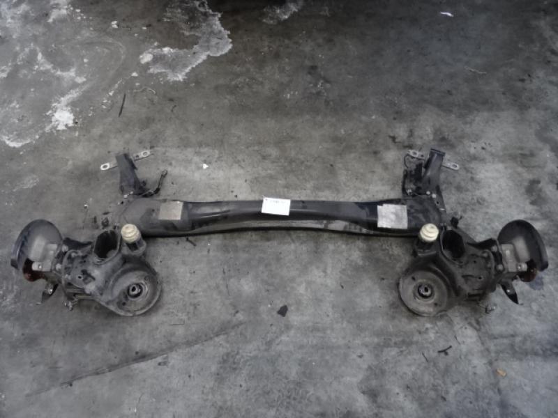 ACHTERAS Peugeot 3008 (2) 10/16 - 10/20