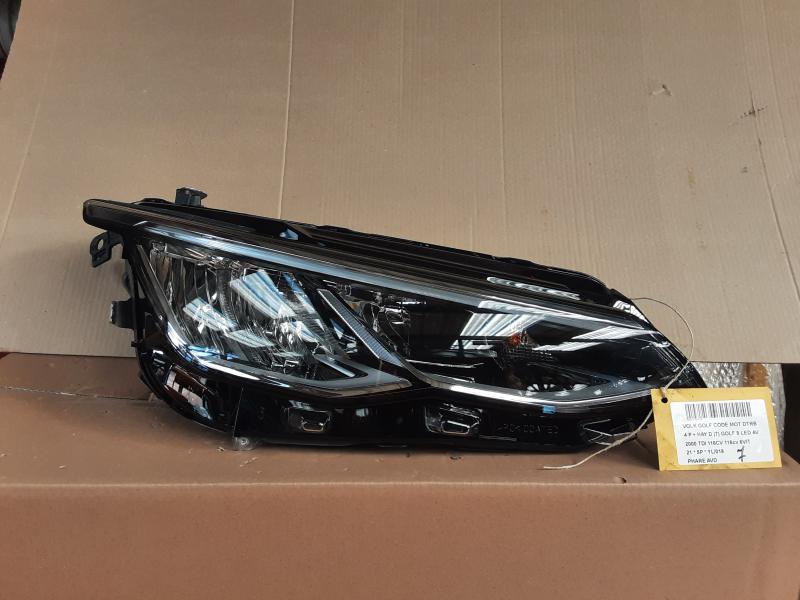 PHARE AVANT DROIT Vw GOLF VIII 2/20+