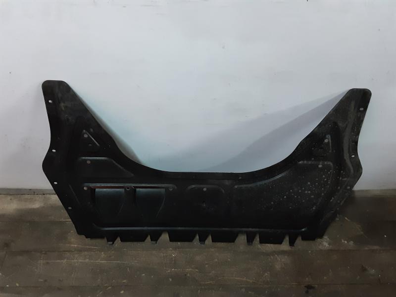 PROTEGE-CARTER CENTRAL Vw GOLF V 11/03 - 08