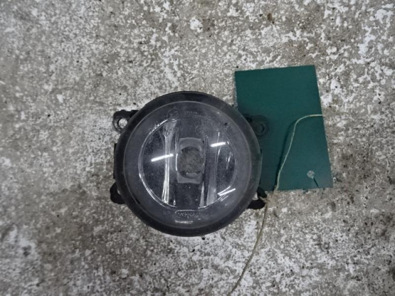 PHARE ANTI-BROUILLARD AVANT GAUCHE Ford FIESTA 11/08 - 13