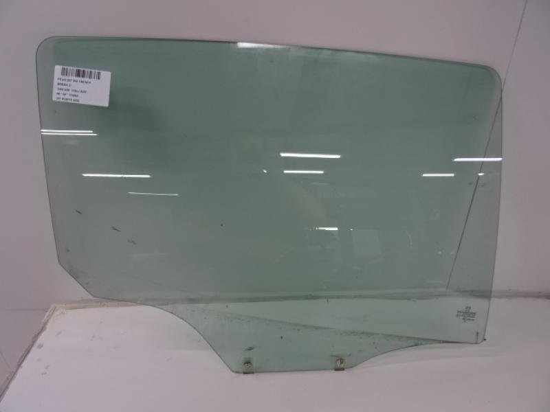 RIGHT REAR DOOR WINDOW Peugeot 207 2/06 > 15