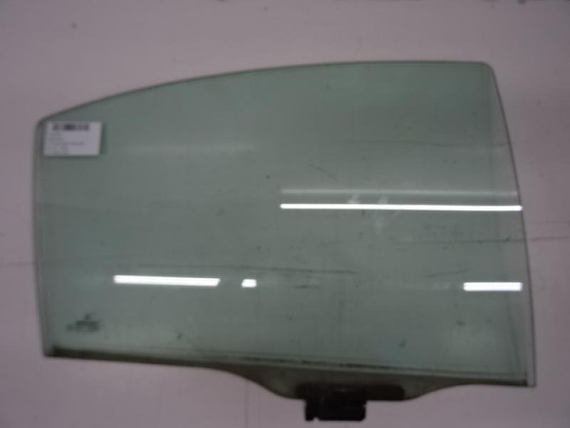 VITRE DE PORTE ARRIERE DROITE Peugeot 607