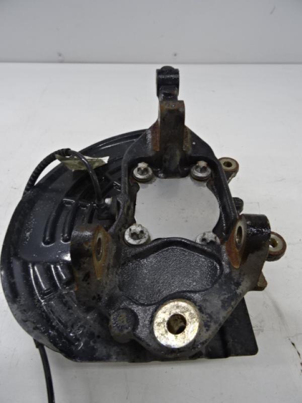REAR HUB LEFT Fiat 500X 9/14 - 8/18