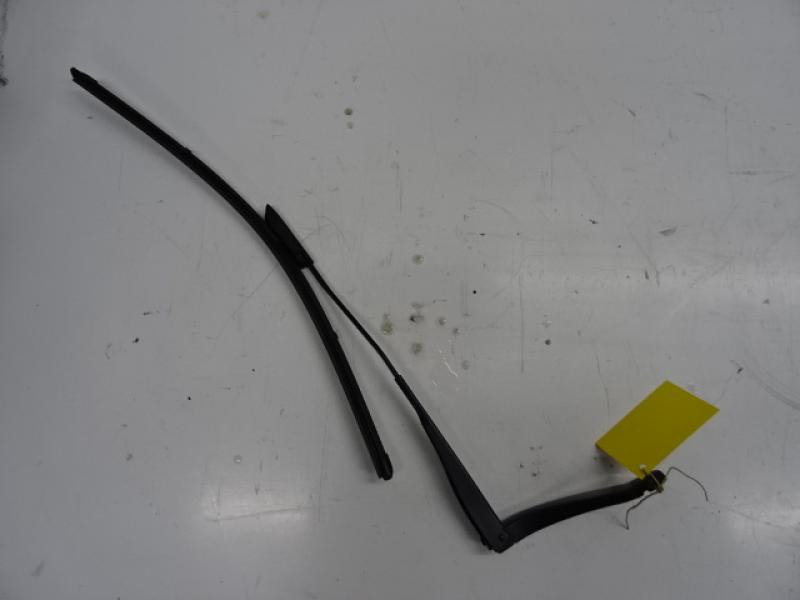 BRAS D'ESSUIE-GLACE AVANT GAUCHE Dacia LOGAN MCV 2/13 - 16