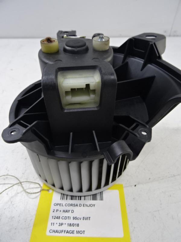 MOTOR VERWARMING Opel CORSA D 01/11 - 15
