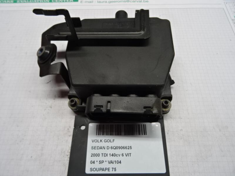 INLAATKLEP Vw GOLF V 11/03 - 08