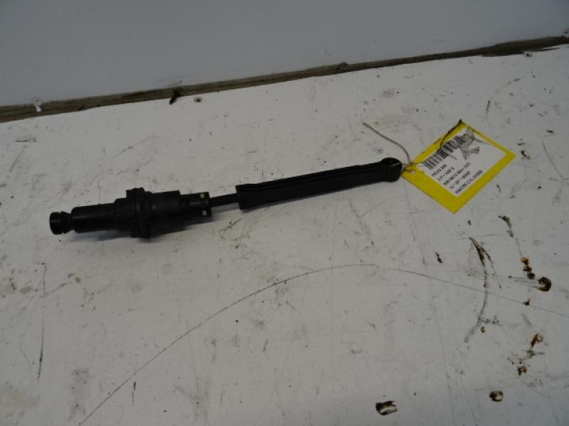 MAÎTRE CYLINDRE D'EMBRAYAGE Peugeot 208 3/12 - 7/15