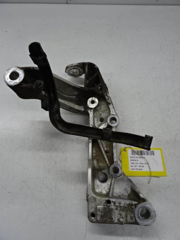 SUPPORT-TRIANGLE AVANT GAUCHE Skoda OCTAVIA (1Z) 09 - 13