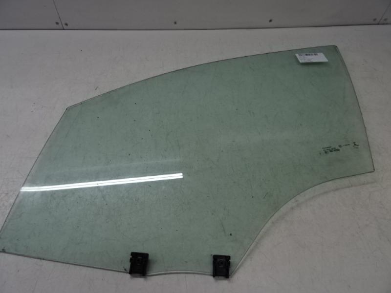 VITRE DE PORTE AVANT GAUCHE Ds DS4 9/15-19