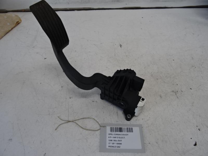 GASPEDAAL Opel CORSA E 10/14-  19