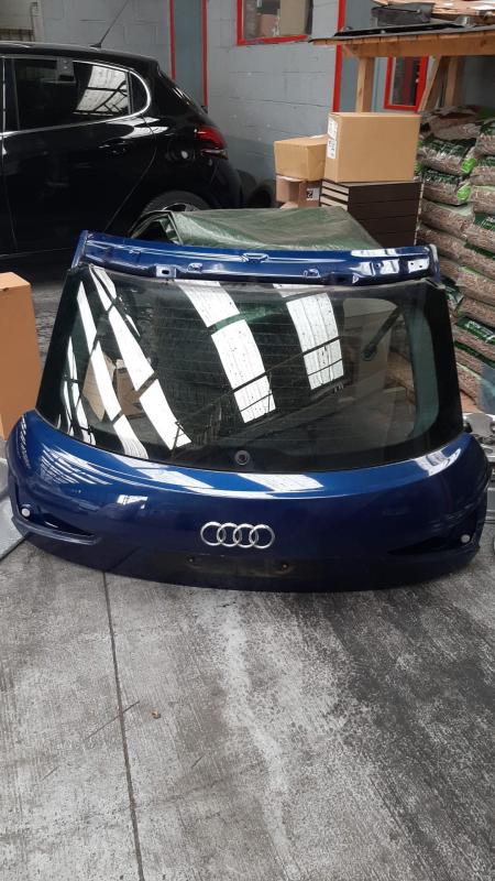 HAYON Audi A1 10-14