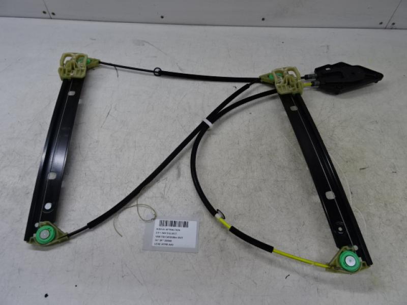 LEVE-VITRE DE PORTE AVANT DROITE Audi A1 10-14