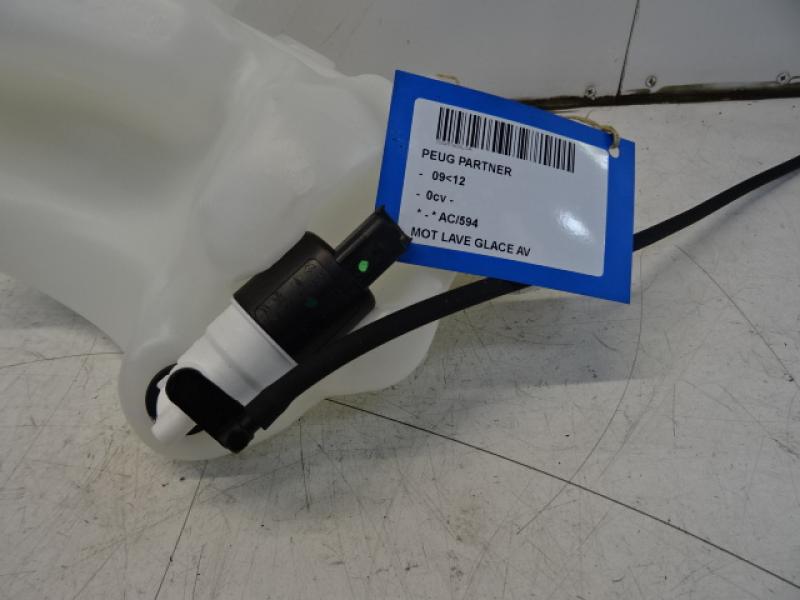MOTEUR DE LAVE-GLACE AVANT Peugeot Partner