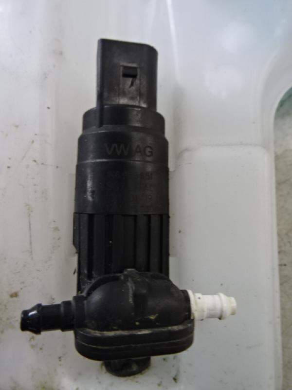 MOTEUR DE LAVE-GLACE AVANT Skoda OCTAVIA (5E) FaceLift 3/17 - 20