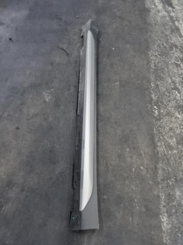 SIERLIJST DREMPEL LINKS Hyundai TUCSON (2) 09/15 - 09/18