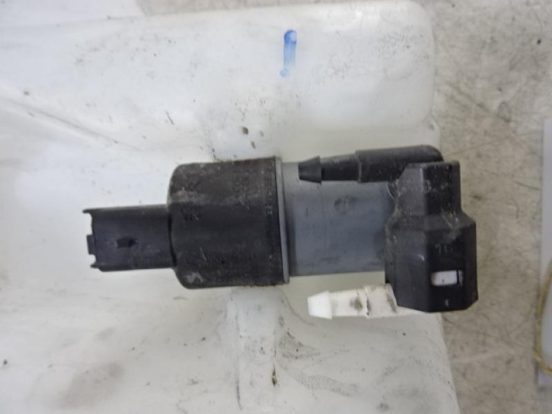 MOTOR RUITENWASSERS VOOR