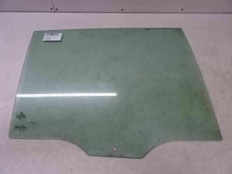 VITRE DE PORTE ARRIERE DROITE Vw TOURAN 09/15+