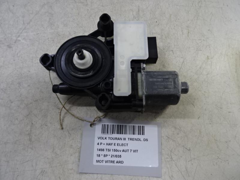 MOTEUR DE VITRE DE PORTE ARRIERE DROITE Vw TOURAN 09/15+