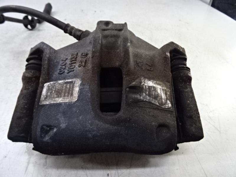 REMKLAUW VOOR RECHTS Peugeot 208 8/15 - 20